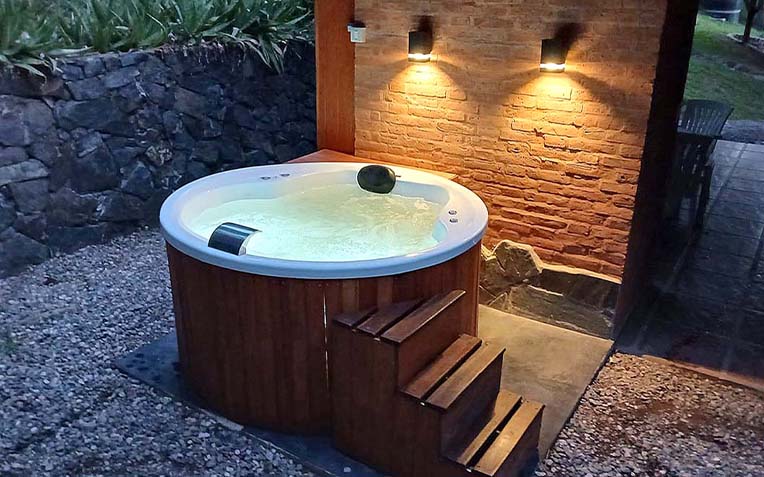 JACUZZI MONTAÑA 3B